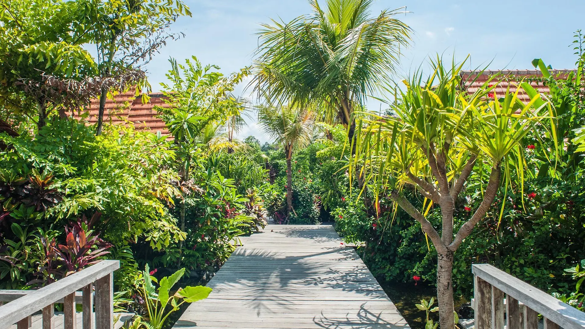 Suarti Boutique Village Ubud 4*,