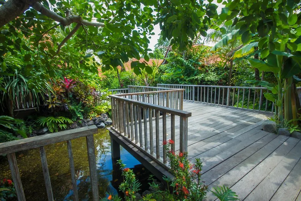 Suarti Boutique Village Ubud 4*,